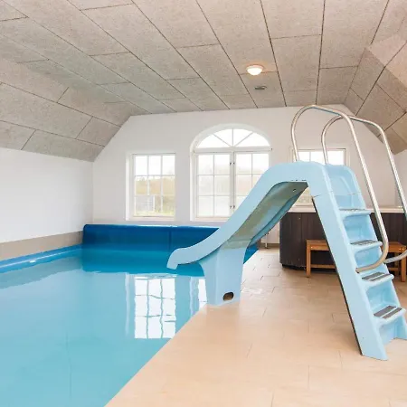 Holiday home 18 Person Holiday In